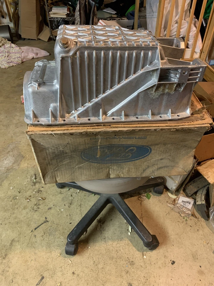 Новый из старых запасов масляный поддон FORD E73Z-6675-C OEM СНЯТАЯ С ПРОИЗВОДСТВА ДЕТАЛЬ 87 Mercury Topaz - Изображение 3 из 4