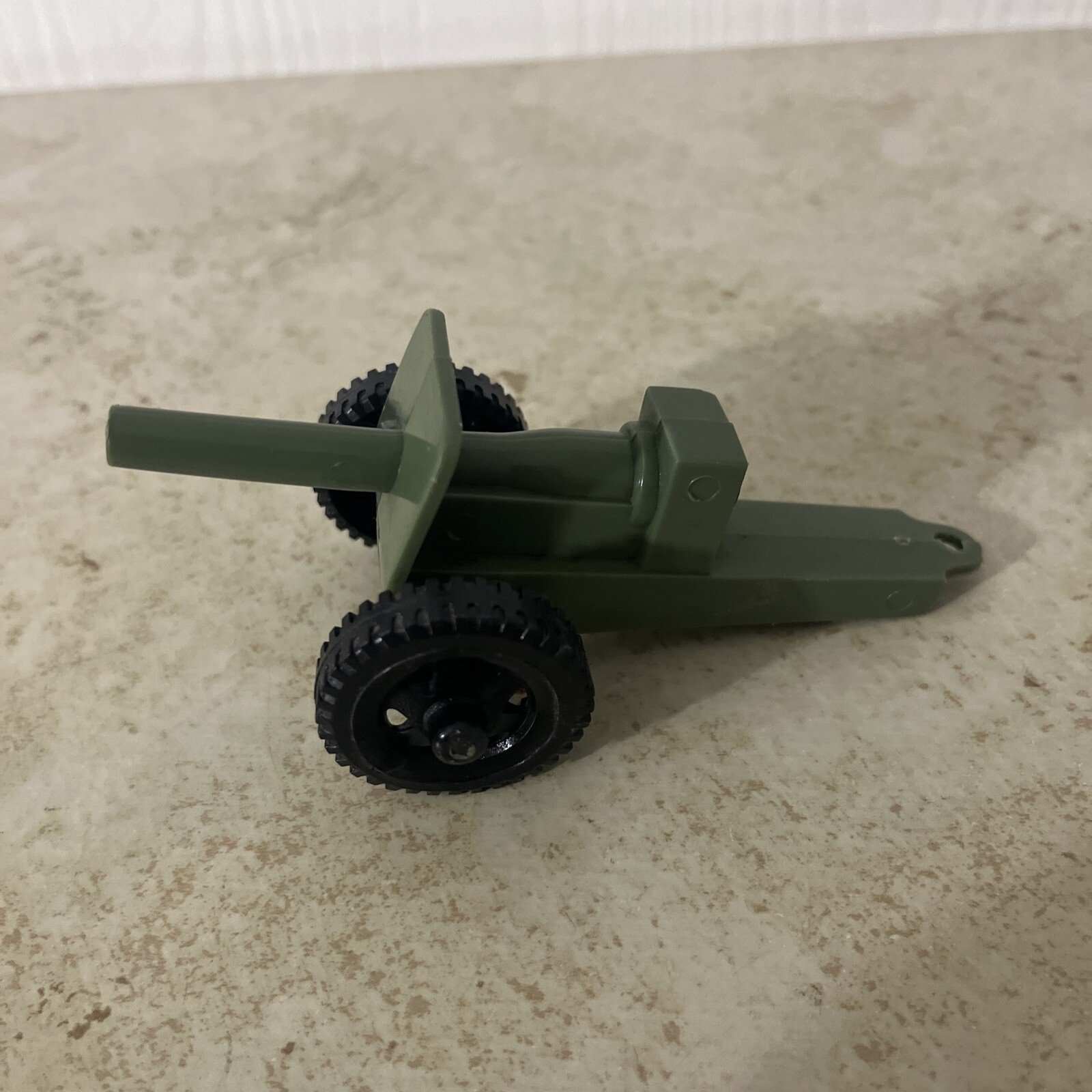 Picture 1 of 4