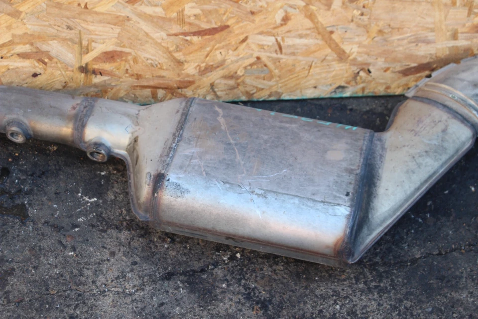 Silenciador de escape trasero diésel sistema de resenador corte N57 OEM BMW F10 535d 2014-2016 Foto 3 de 4