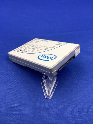 Solidigm SSDPF2KX038T1 INTEL D7-P5520 SERIES 2.5" 3.84TB NVME PCiE Gen4 SSD - Picture 4 of 6