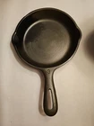 Vintage UnMarked Wagner Ware # 3 H Cast Iron 6-1/2 inch Skillet