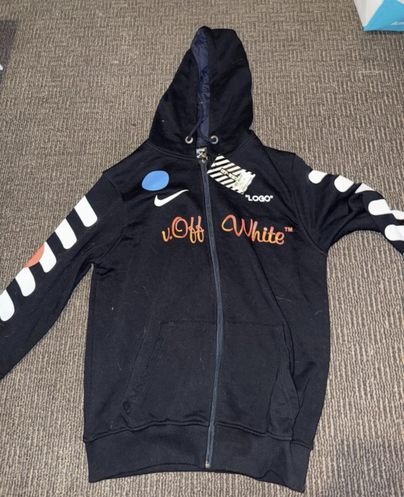 OFF WHITE X NIKE Giacca Nike x Off White Collab Zip Up Taglia M L Nuova con etichette Prezzo basso.