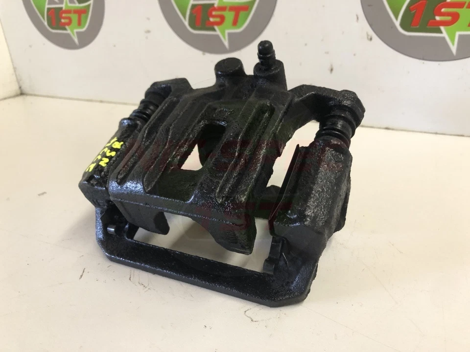 Pinza de freno trasera Nissan Pathfinder R51 2009 lado del pasajero 2005-2015 Foto 3 de 4