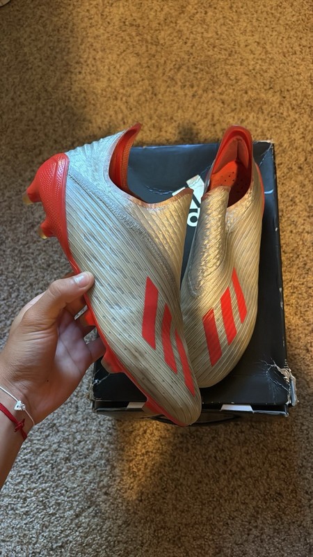 Adidas x19+ laceless fg