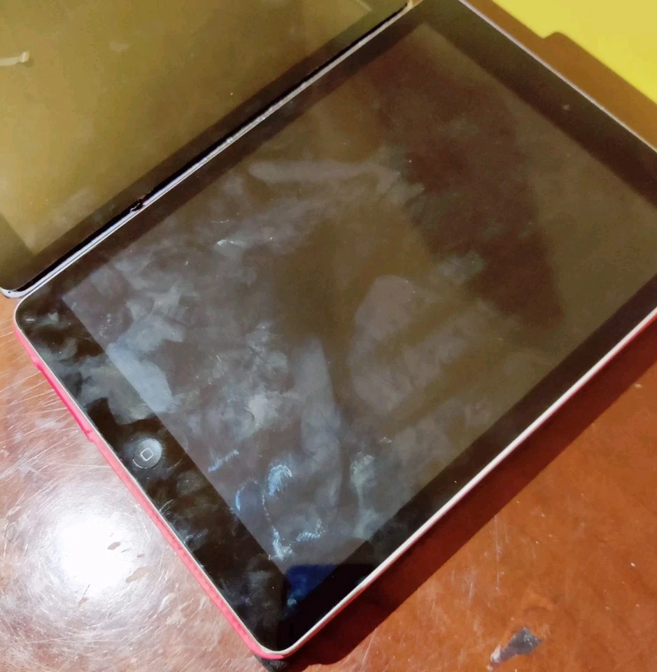 2x Apple iPad Air A1474 9.7" Space Grey - For Spares Or Repairs * Read Descripti - Image 4 of 4