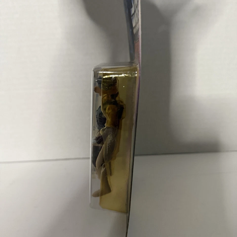 Star Wars: Shadows Of The Empire - Leia In Boushh Disguise (New, Unopened) - Image 4 of 4