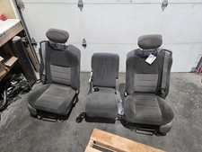 1997-2007 Ford F250-f350sd Whole Front Row Seat Gray Cloth Manual 402040 1997-2007 Ford F250-f350sd Whole Front Row Seat Gray Cloth Manual 402040