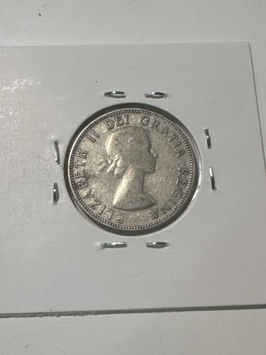 1963 Canada 25 Cents – Queen Elizabeth II – 80% Silver Quarter - Picture 2 of 2