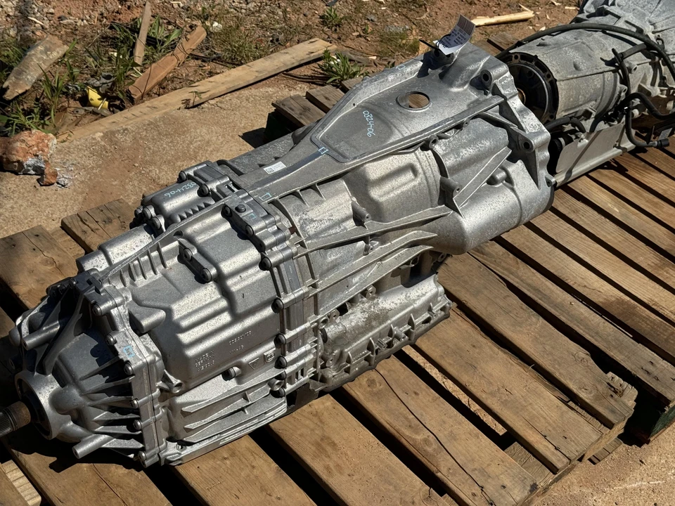 2017-2018 PORSCHE PANAMERA 971 G2 4.0L TURBO AWD AUTOMATIC TRANSMISSION NICE! - Image 3 of 4