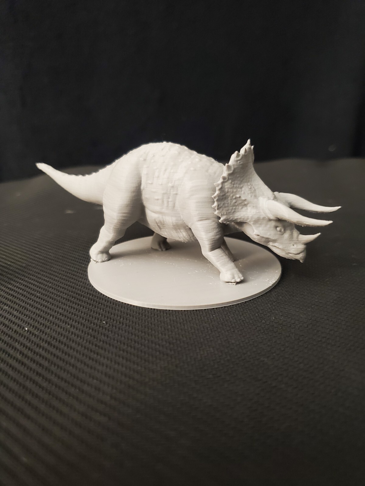 Triceratops Miniature / Pathfinder/ D&D/ RPG / Tabletop/ Huge Beast