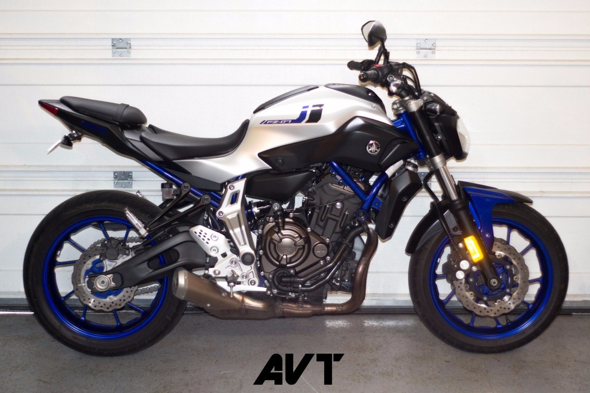 AVT Yamaha FZ-07, FZ-09, FZ8, FZ1, R3 FLUSH FRONT LED Turn Signals