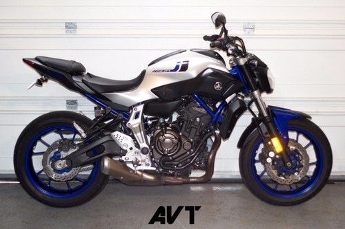 AVT Yamaha FZ-07, FZ-09, FZ8, FZ1, R3 FLUSH FRONT LED Turn Signals - Picture 2 of 6
