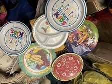 SIX DRAPEAUX ENFANT + McDonald + DESIGN CHINOIS + DISNEY ESMERALDA, IMPRESSION ABC, LOT 8 PLAQUES