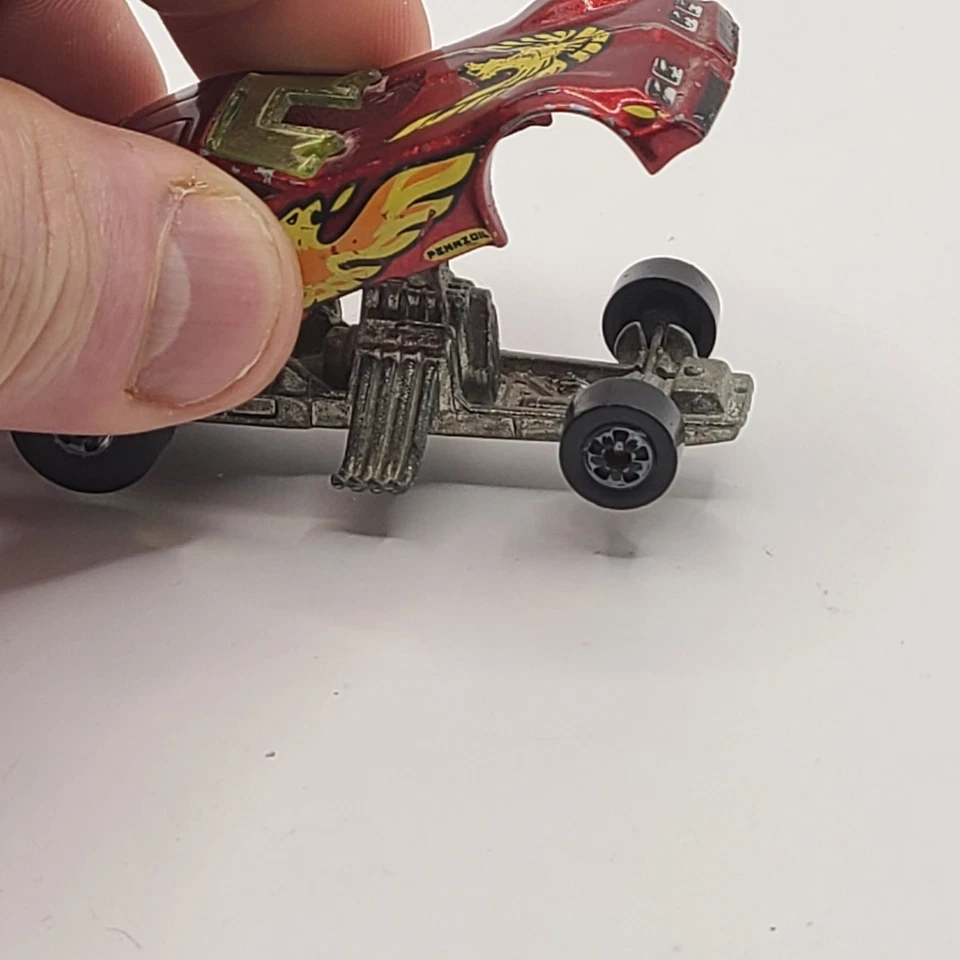 Vintage 1977  HOT WHEELS Black Wall Firebird Funny Car Body Lifts Loose V Good - Image 3 of 4