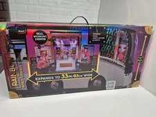 Rainbow High Rainbow Vision World Tour Bus & Stage 4-in-1 Deluxe Playset New