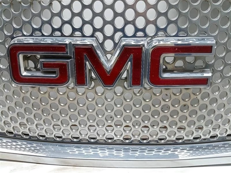 Grille Denali Upper Fits 07-14 GMC YUKON 27630 - Image 2 of 4