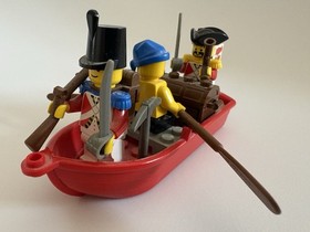 LEGO Pirates Bounty Boat 6247 Complete Set Mint Condition