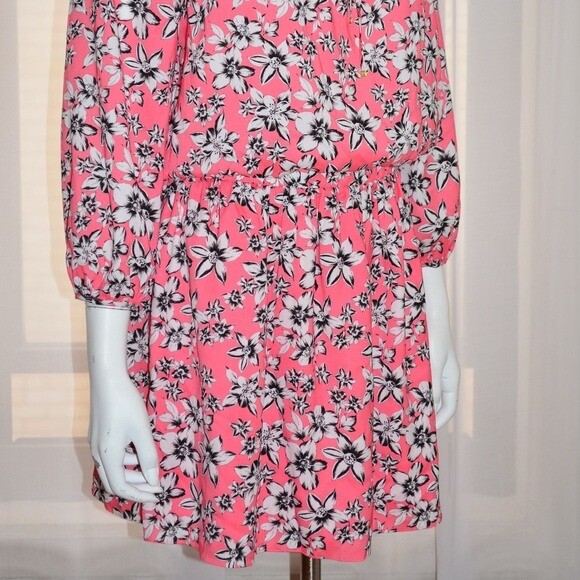 即発! サイズ4 Juicy Couture Floral Print Dress Juicy Couture Sleeveless Dress Size 4 Pink Floral Print | eBay