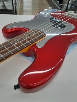 Fender Japan Precision Bass Candy Apple Red Crafted in Japan