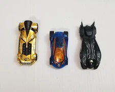 Lot of 3 Hot Wheels 1:64 Diecast Gold RocketFire Batmobile DC Comics Vandetta #9