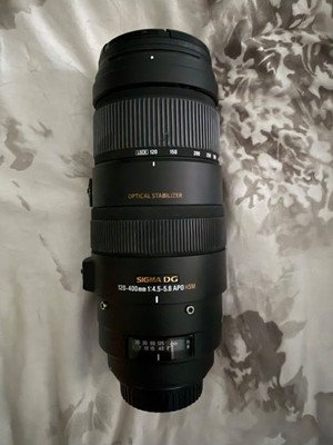 Sigma DG 120-400mm 1:4.5-5.6 APO HSM used on Canon with case
