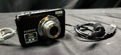 Fuji FinePix JV100 12MP Point and Shoot Digital Camera w New Battery TESTED