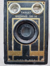 Brownie Target Six-16 Art Deco Box Camera Eastman Kodak USA 1940s VINTAGE