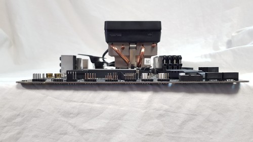 MSI b450 tomahawk max Motherboard with AMD Ryzen 7 2700X, 32GB Ram, IO Shield - Picture 4 of 15