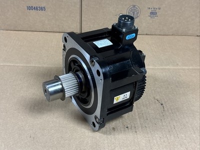 Yaskawa SGMGV-30D3W-YG19 AC Servo Motor 2.9kW w/ Encoder UTTAH-B20FL FAST SHIP