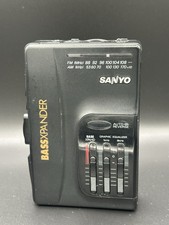 Vintage Sanyo Bassxpander Walkman Radio Model MGR-905 k TESTED WORKS
