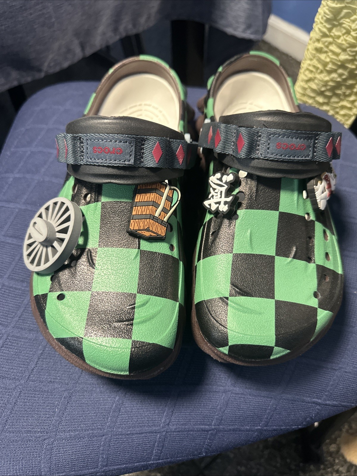 Picture 1 of 14