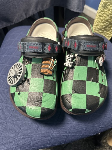 Crocs Demon Slayer TANJIRO Echo Clog Mens Size 8 / Womens Size 10 Jibbitz Charms