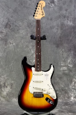 Fender Made in Japan Traditional Late 60s Stratocaster 3-Color