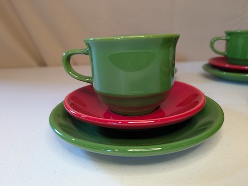 Homer Laughlin Trébol y Escarlata Juego de 4 Platillos Taza - Colores Navidad - Imagen 3 de 5
