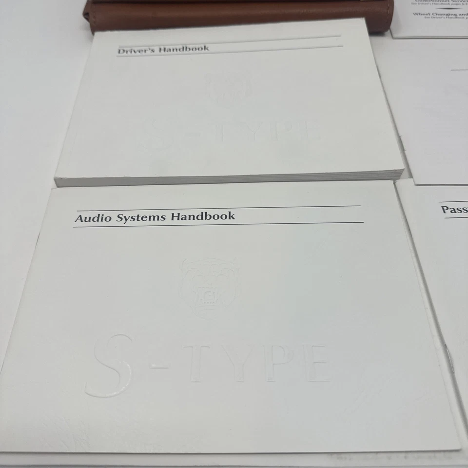 2000 JAGUAR S TYPE OWNERS MANUAL OWNER'S SET W/ CASE - Image 4 of 4