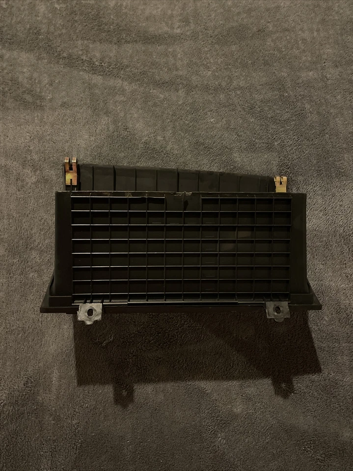 Dodge Plymouth Colt 1985-1988 velocímetro bisel tablero moldura negro OEM Foto 3 de 4