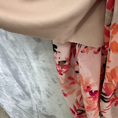 Calvin Klein Kleid Damen 12 rosa koralle Blumen Maxi V-Ausschnitt Flatter Rüschenärmel - Bild 6 von 6