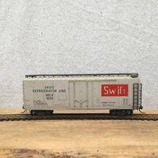 HO Scale SRLX Swift Refrigerator Line 4226 Knuckle Coupler Freight Car