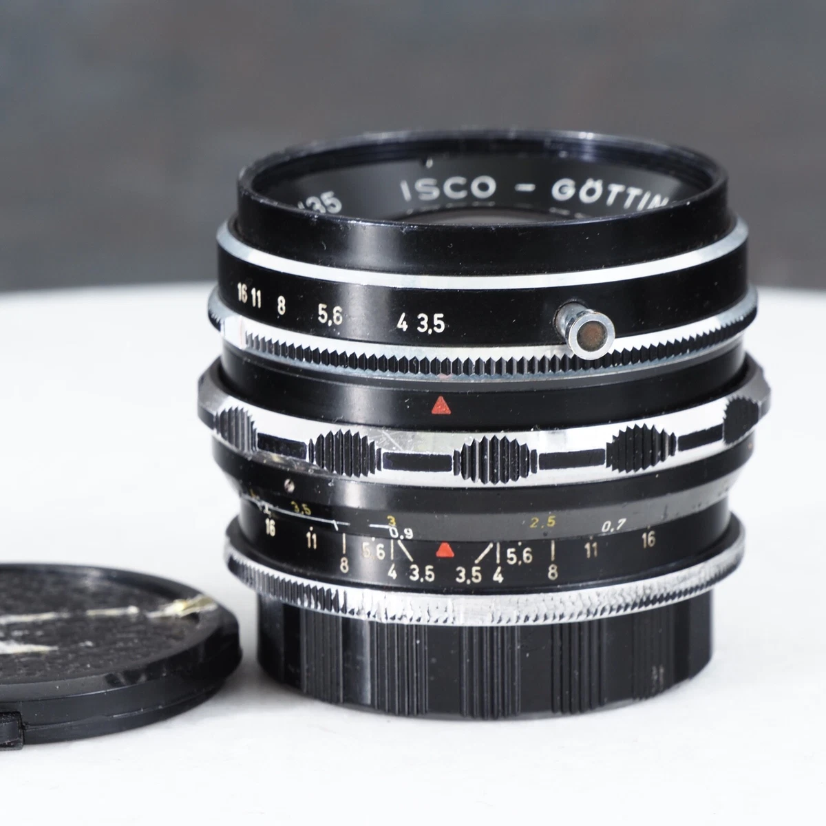 ^ Isco Gottingen Westron 35mm f/3.5 Manual Focus Prime Lens #1832
