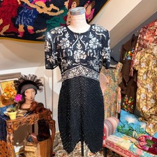 VTG Stunning Black Silver Sequin Beaded Sleeved Cocktail Dress Party Formal - L