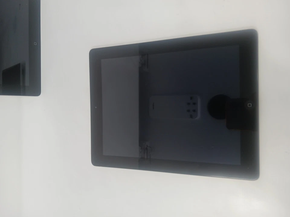 apple ipad 2s 16gb not working - Image 2 of 4