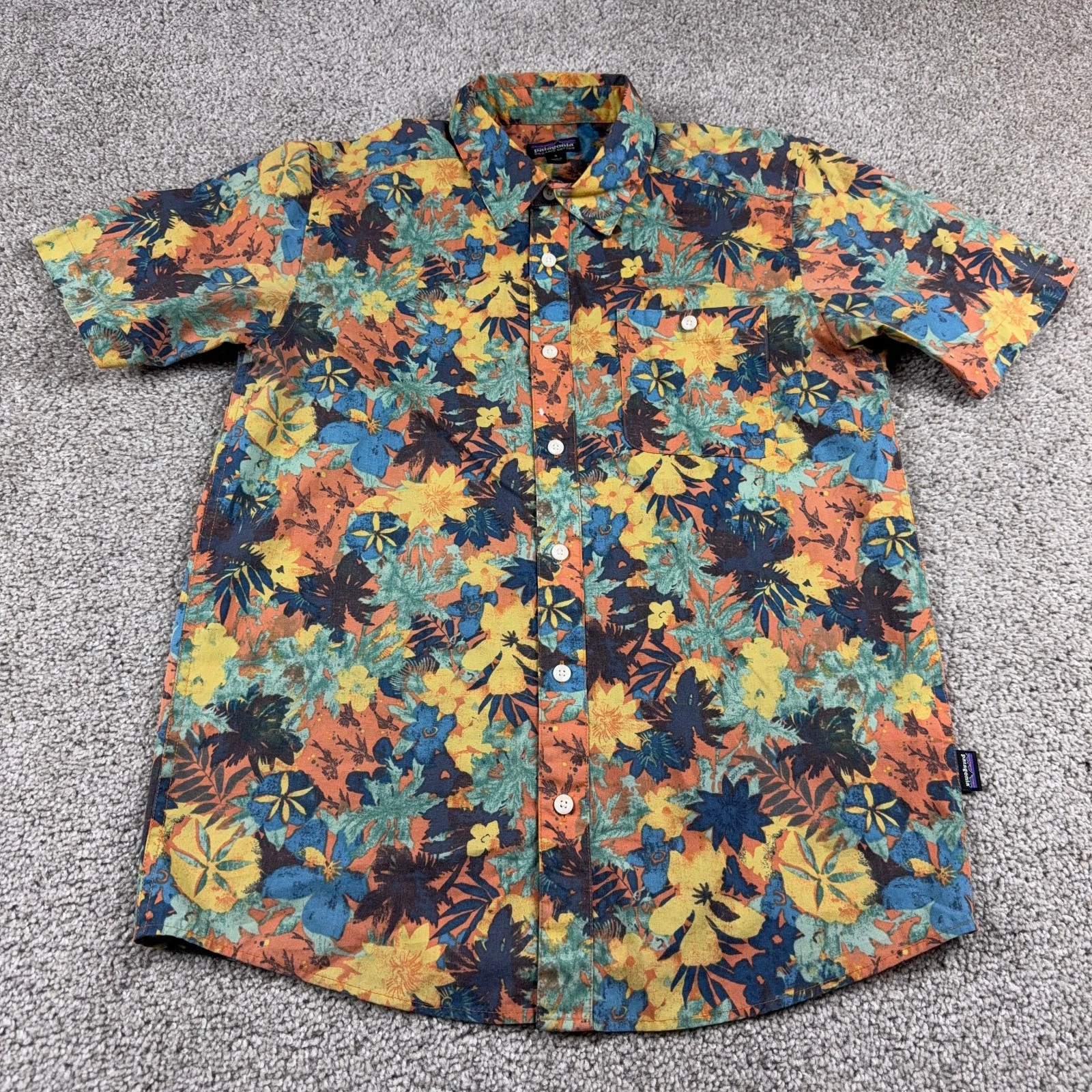 Patagonia Shirt Mens Small Blue Floral Go To Button Up Hiking Outdoors Hiker
Opens in a new window o