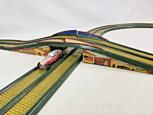 Louis Marx 1936 Streamline Speedway With One Racer Very Good Condition