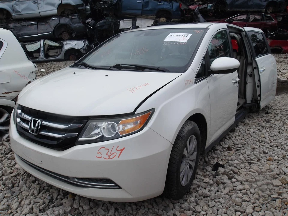 Used Front Left Fender fits: 2015 Honda Odyssey Front Left Grade A Foto 2 de 4