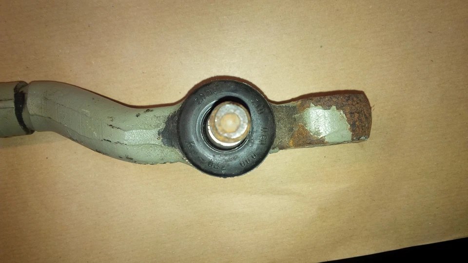 Barra de acoplamiento central de dirección (barra de dirección) Monza Senator A Royale 79-87 90188421 Rhd Foto 4 de 4