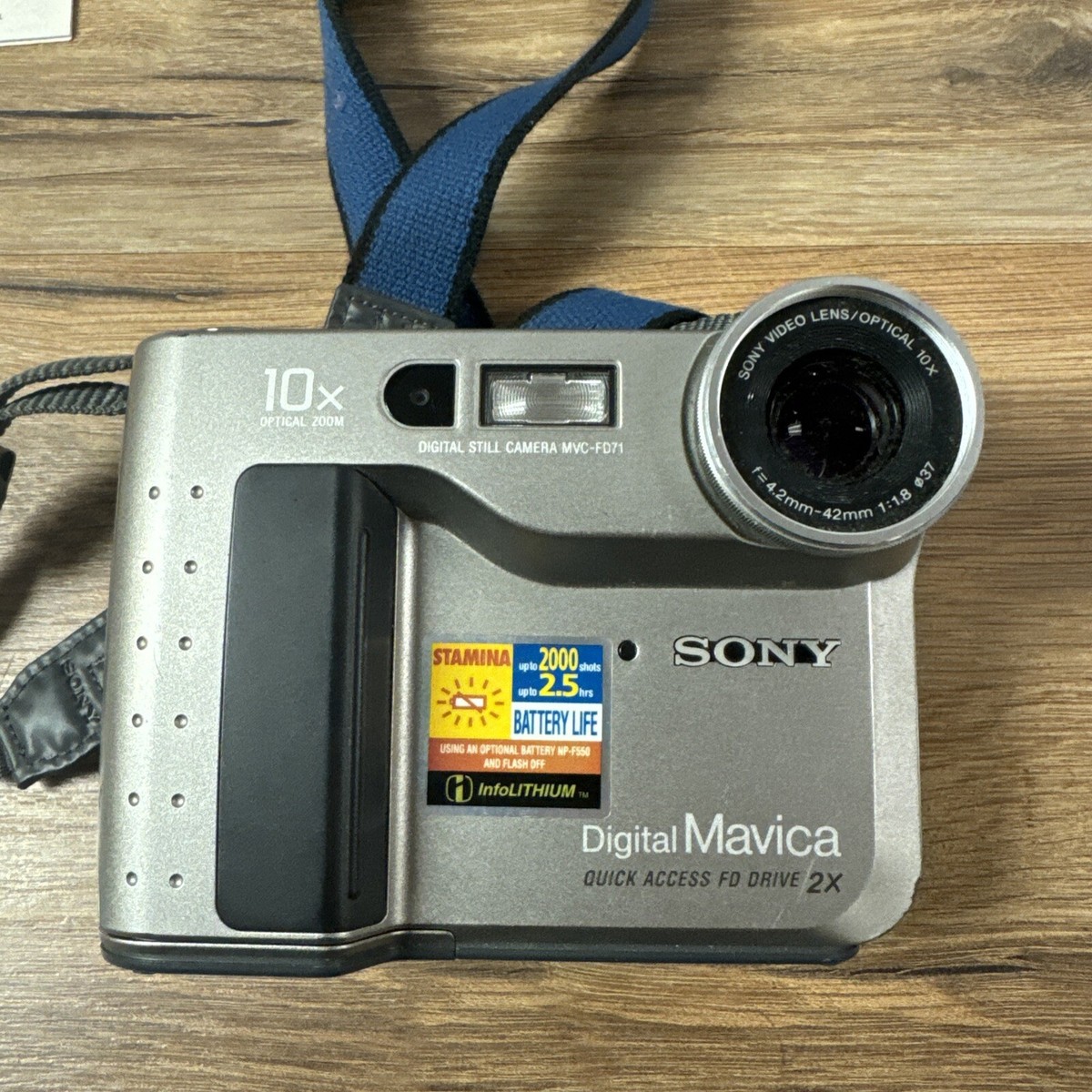 Sony Digital Camera Mavica MVC-FD71 0.4MP 10X Optical Zoom Floppy