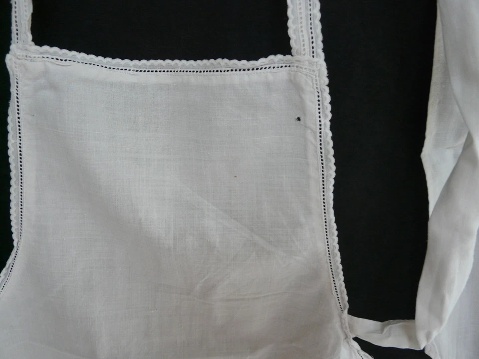 Tablier ancien gouvernante coton blanc brodé vintage REF 4725C - Photo 3/4