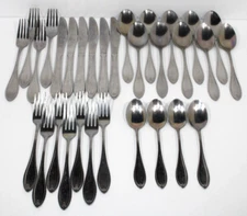 ONEIDA TEMPLE STAINLESS FLATWARE - 31 Pieces - Knife, Fork, Spoon