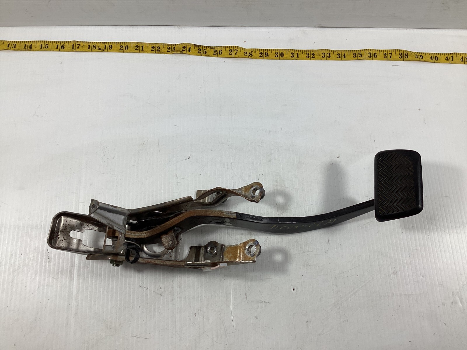 2009-2013 Toyota Corolla  Brake Pedal W/ Bracket OEM .