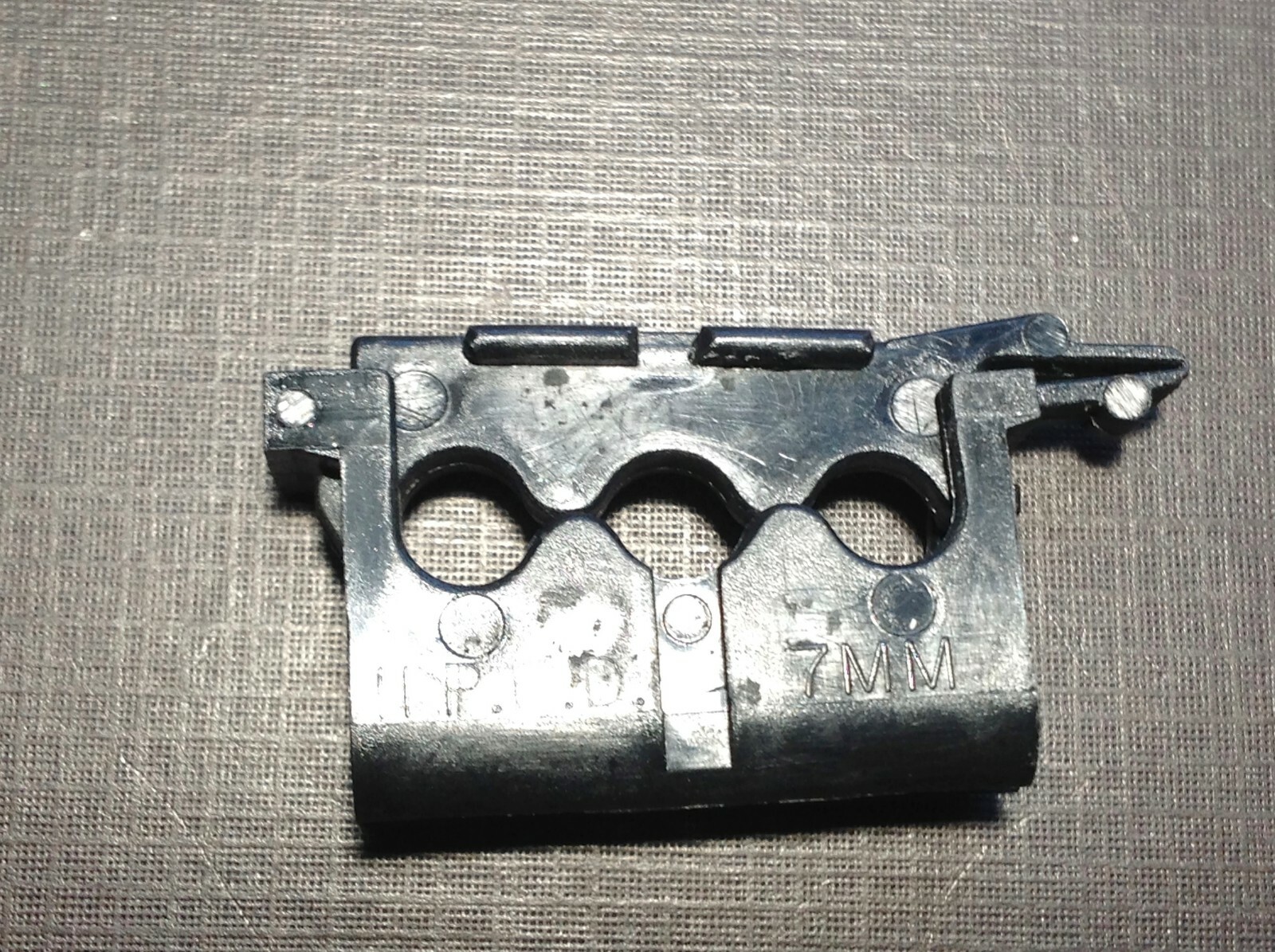 NORS 3 wire 7mm spark plug wires retainer holder clips 1968on Chevy